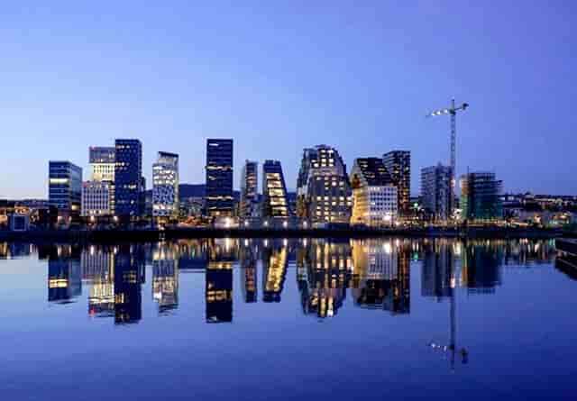 时尚搭配技巧女(西装女时尚搭配)